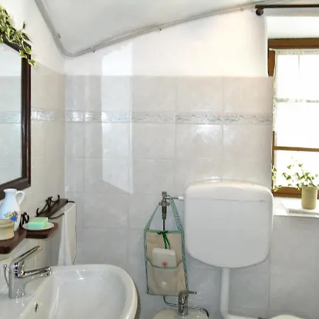 Locazione Turistica Casa Piatrola Ferienhaus Sparone