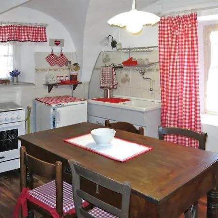 Vakantiehuis Locazione Turistica Casa Piatrola *